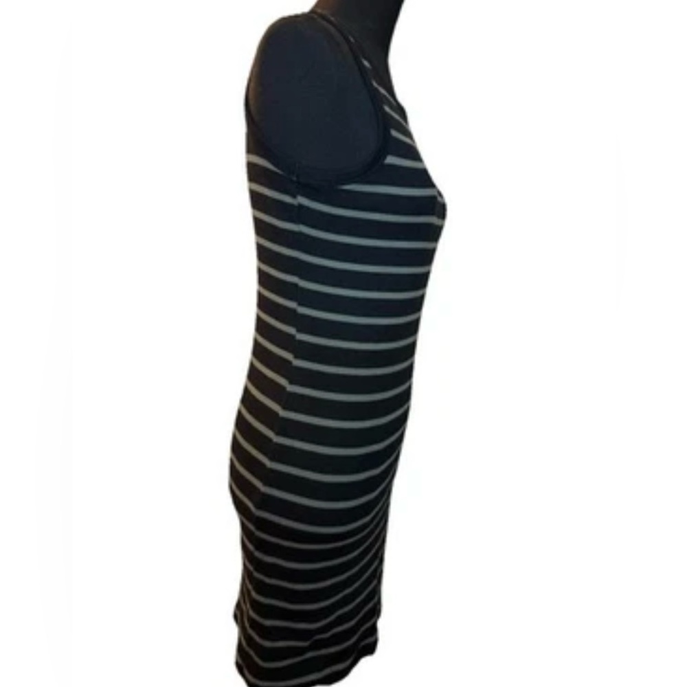 Steve Madden Women's Sleeveless Black & Gray Striped Dress, Size Medium - Picture 6 of 11